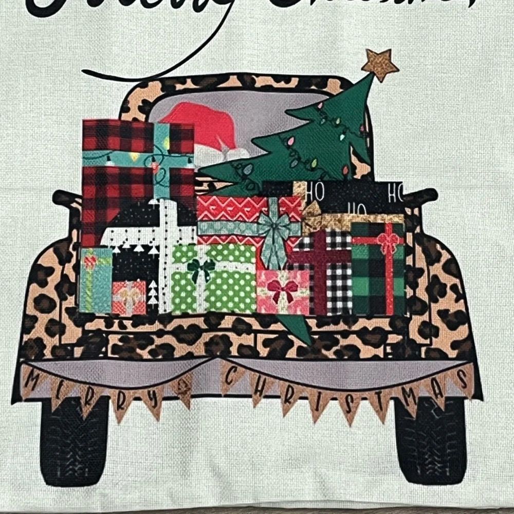 Clearance ~Festive Holiday Pillow Cover - Red and White 🎄🆕⭐️A 2 for $14 item⭐️